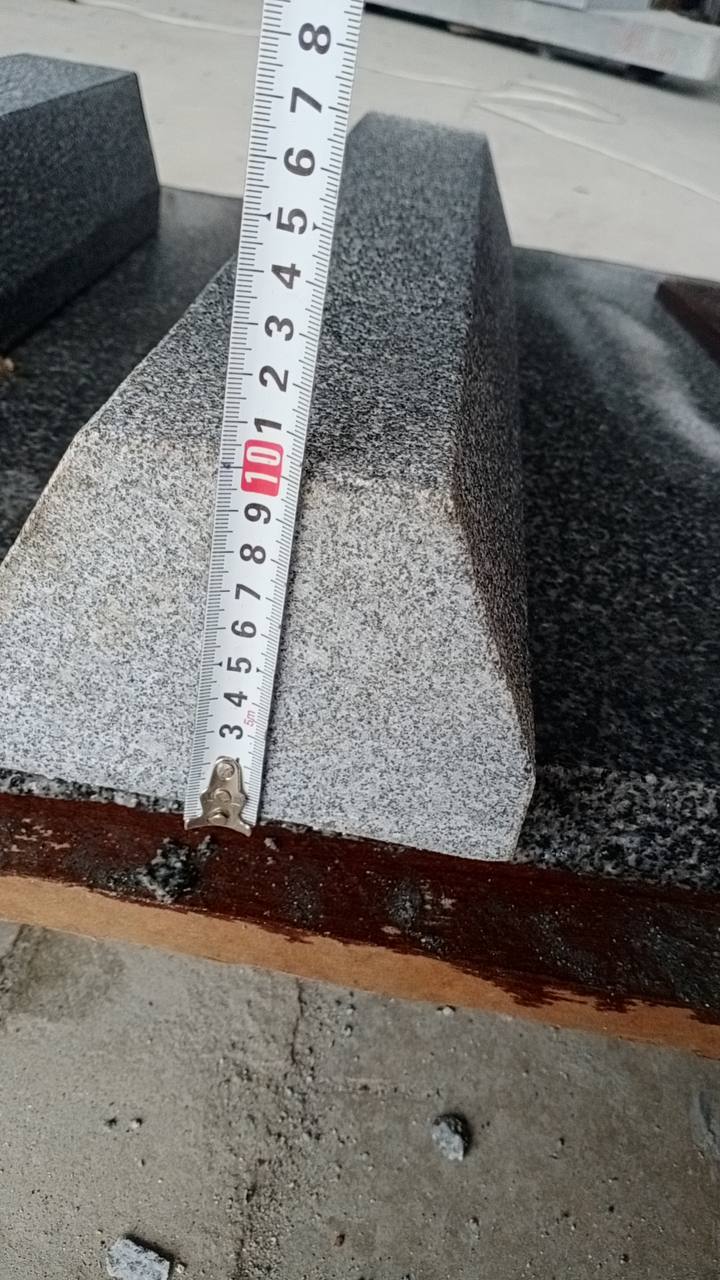 Kerbs & Tree Pits