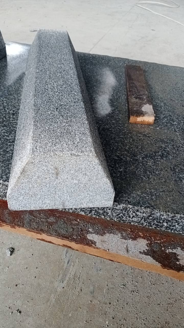 Kerbs & Tree Pits