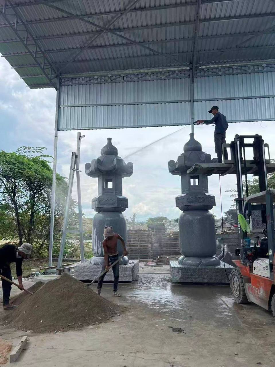 Stone Lanterns